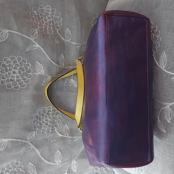 Coach embossed tote - Picture 6 of 8